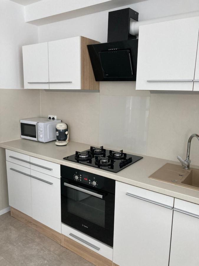 פישטני Apartman Duna מראה חיצוני תמונה